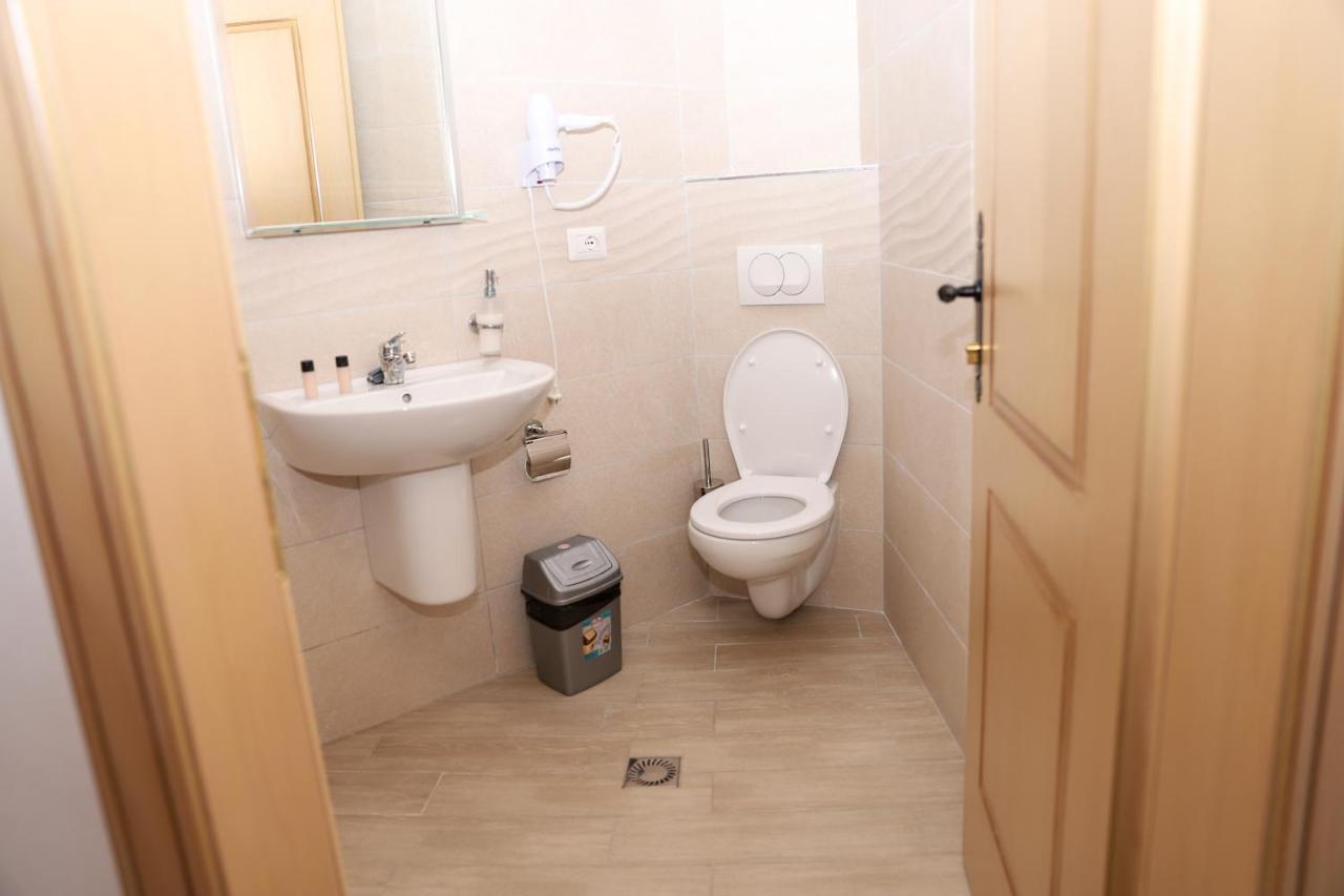 Hotel Borklad Berat Kültér fotó