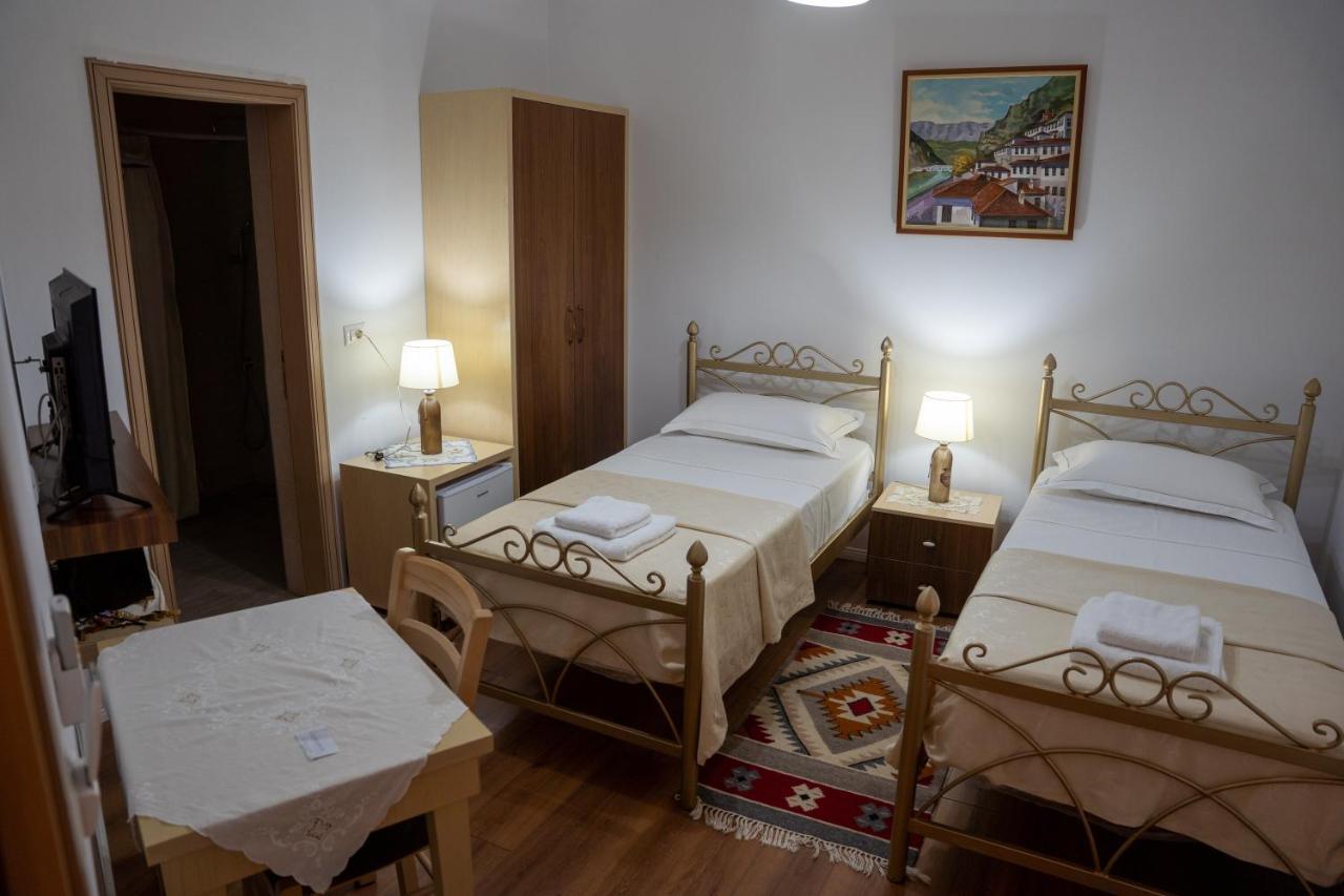 Hotel Borklad Berat Szoba fotó