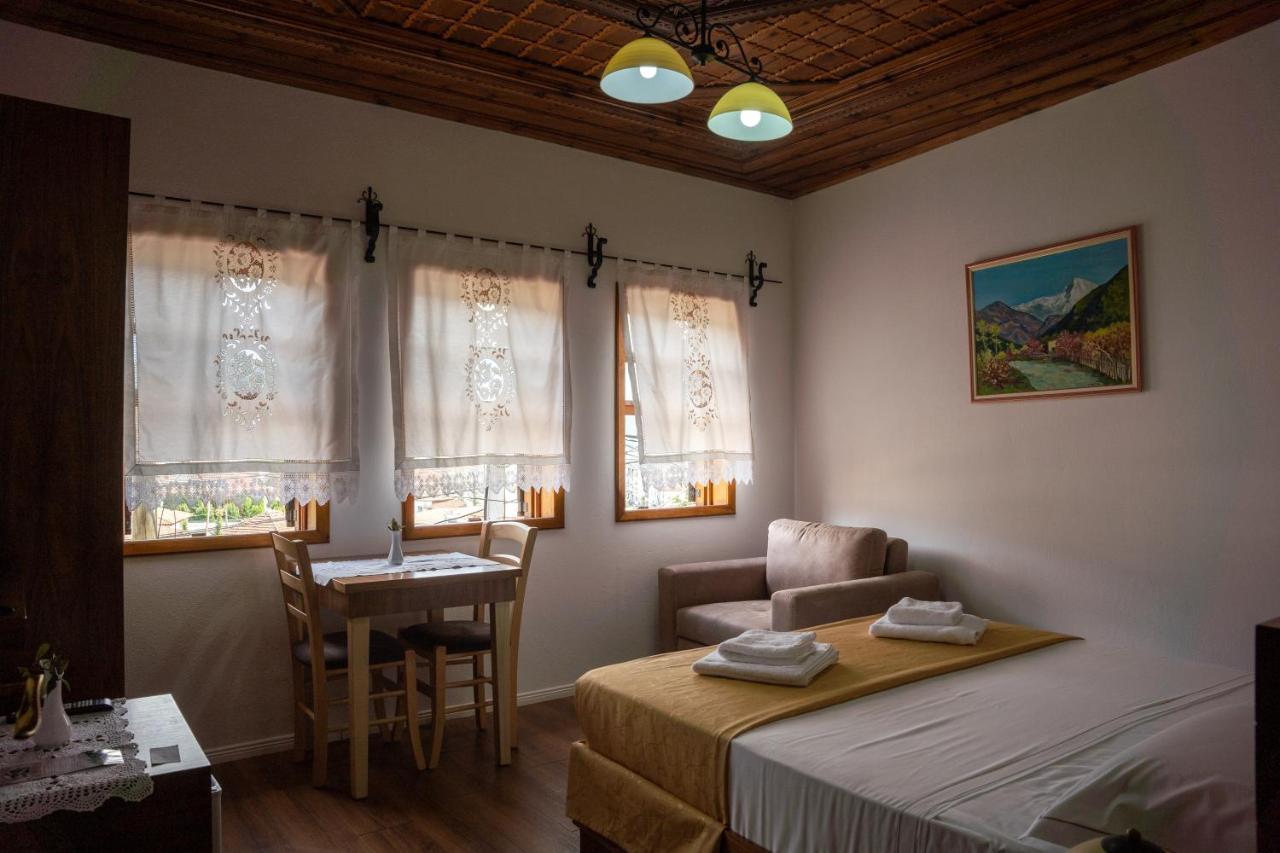 Hotel Borklad Berat Kültér fotó