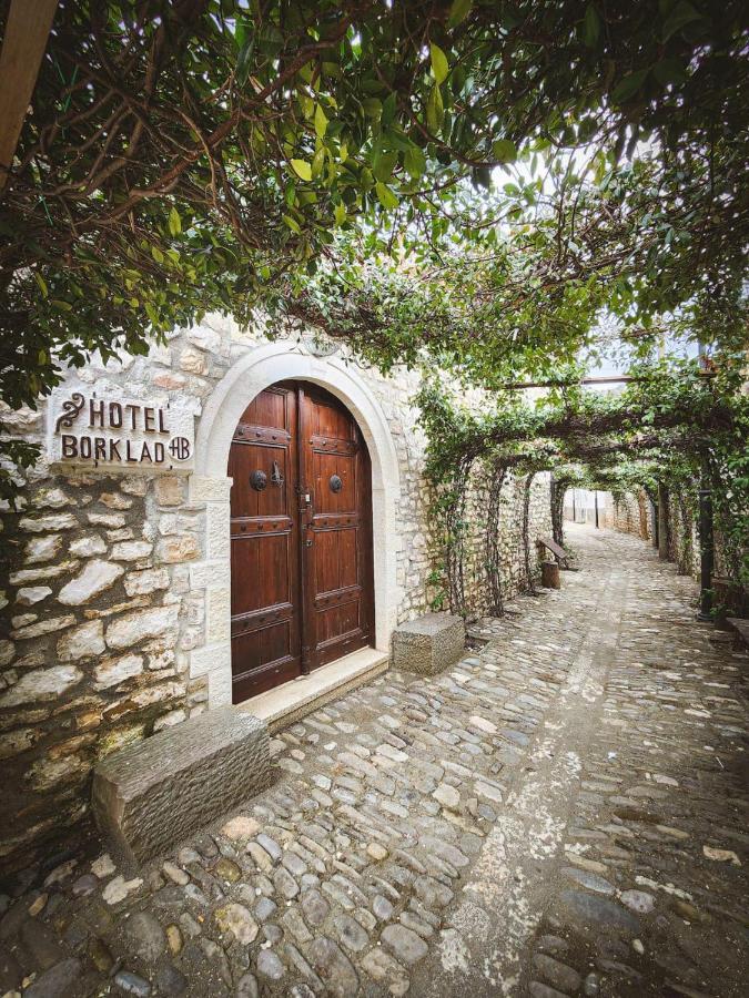Hotel Borklad Berat Kültér fotó