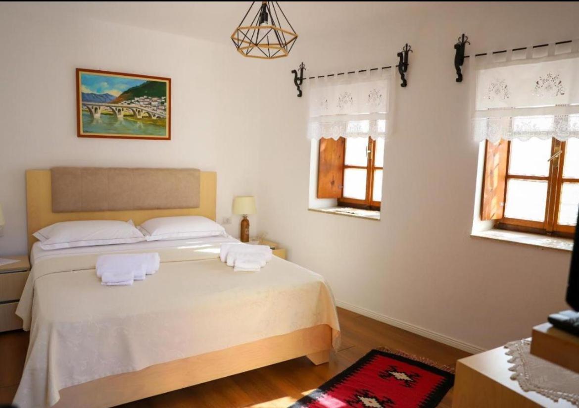 Hotel Borklad Berat Kültér fotó